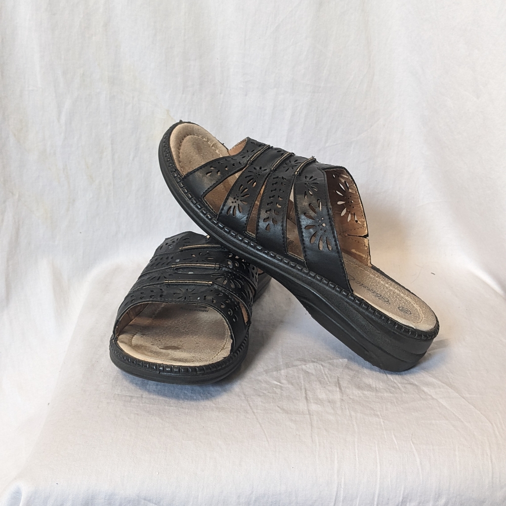 Classic Editions Black Sandals With Cutouts Size 10